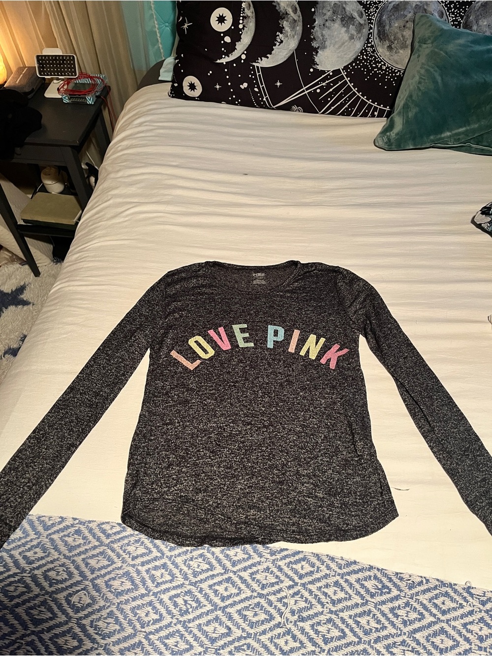 Love Pink Women’s Charcoal Long-Sleeve Pullover